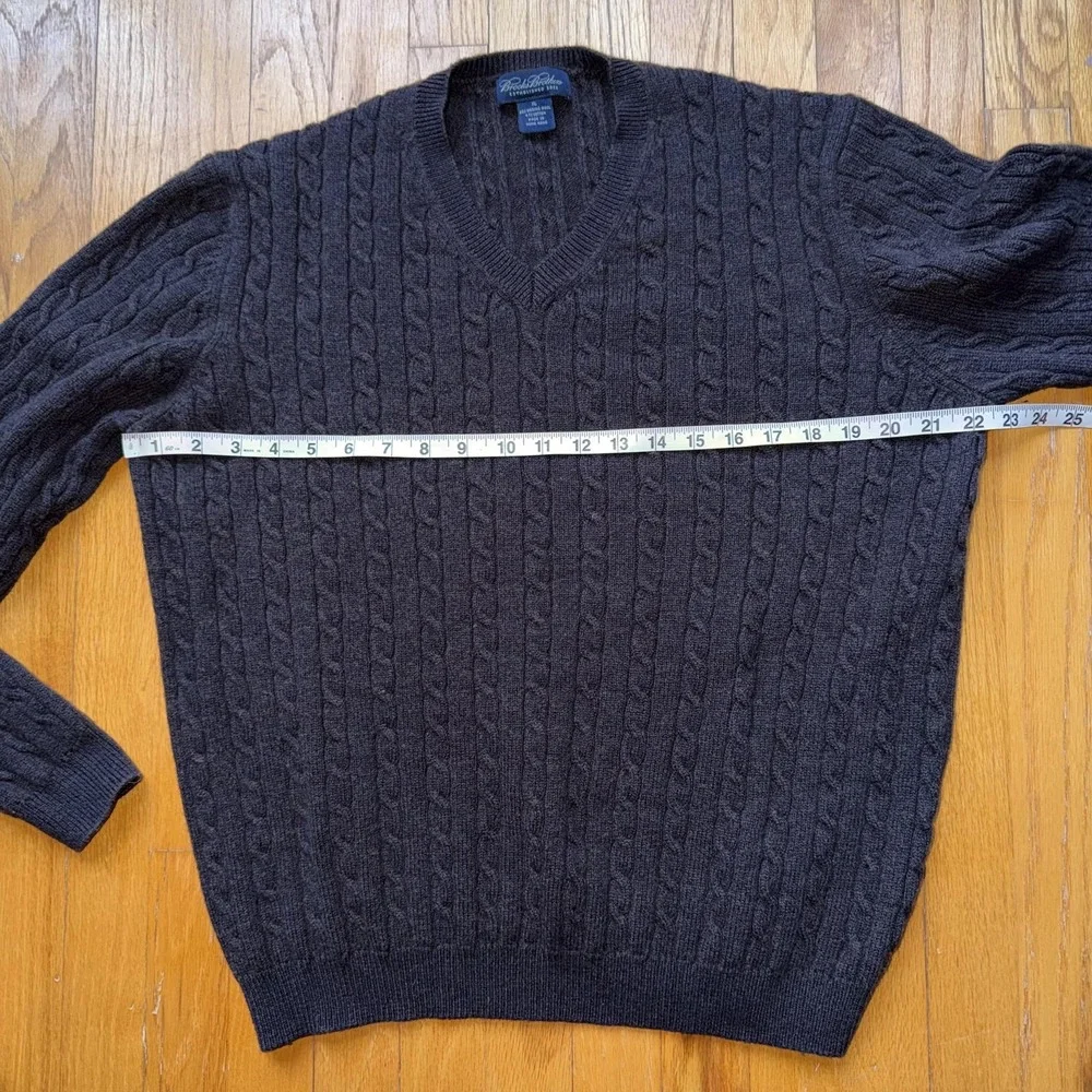 Brooks Brothers Cable Knit Merino Wool Sweater Mens XL Brown V Neck‎ Pullover